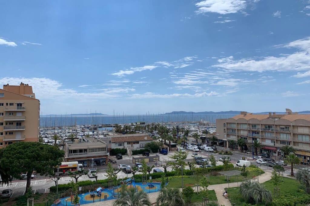 L'Effet Mer, Duplex Sur Le Port Avec Ses 2 Terrasses Vue Mer Ιέρ Εξωτερικό φωτογραφία